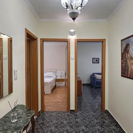 Alius Apartment